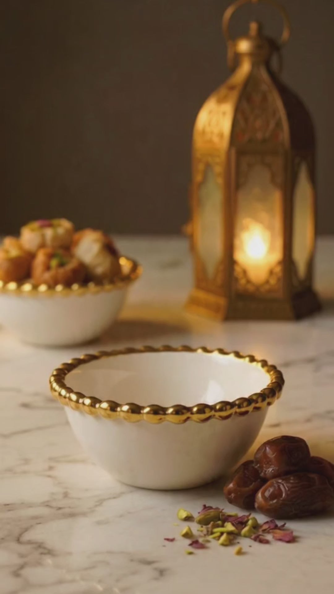 Luxury Gold Rim Ceramic Dessert Bowl – Premium Serving Bowl Set